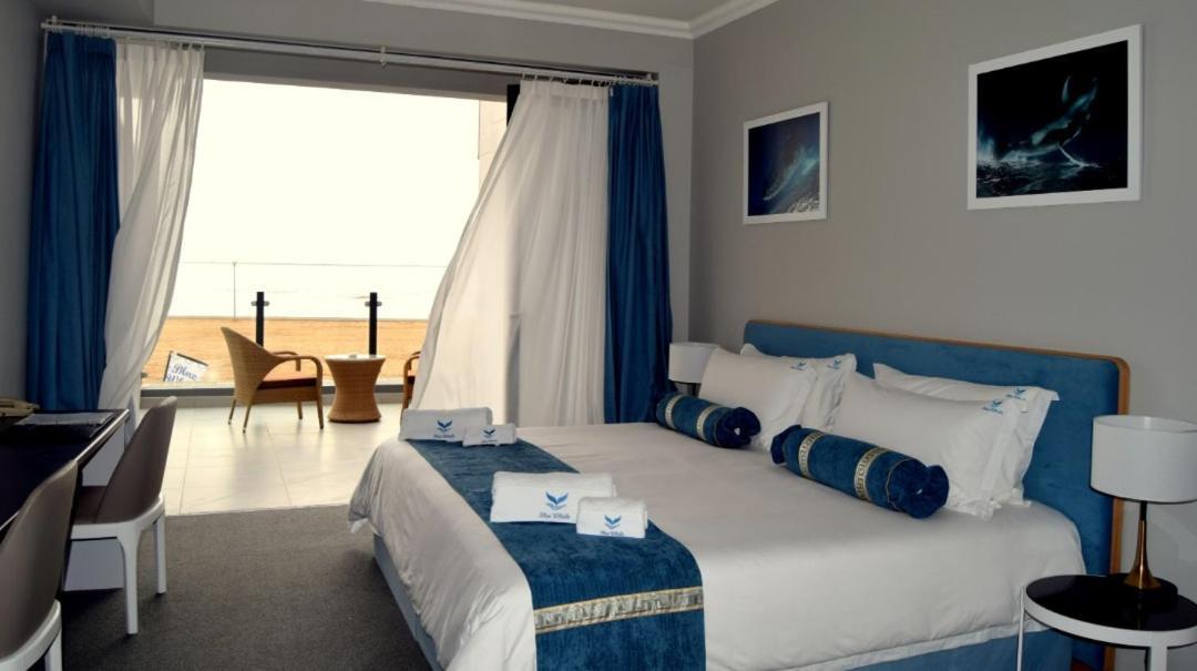 Blue Whale Hotels 鲸湾港 外观 照片
